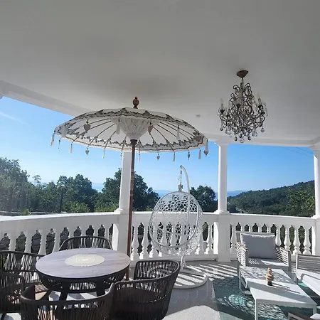Vila Mona Mia Villa